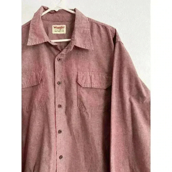 Wrangler Authentics Mens XL Red Chambray Shirt Long Sleeve Cotton Light Wash Vtg - Picture 7 of 11